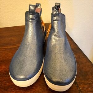 Kids Sperry Crest Mid Chelsea Boots